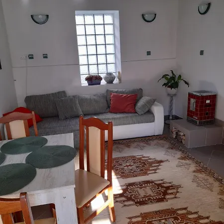 Apartment Thelena Apartmant 2 *