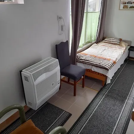 Thelena Apartmant 2 *